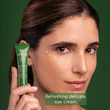 Kép 3/7 - APIVITA BEE RADIANT Bőröregedés és fáradtság jelei ellen SZEMKÖRNYÉKÁPOLÓ 15 ml