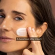 Kép 4/7 - APIVITA QUEEN BEE Ránctalanító arckrém RICH 50 ml