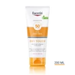 Kép 1/5 - Eucerin Sun Oil Control Dry Touch napozó gél-krém testre SPF50+ 200ml