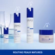 Kép 6/7 - Uriage Age Lift Szemránckrém 15 ml