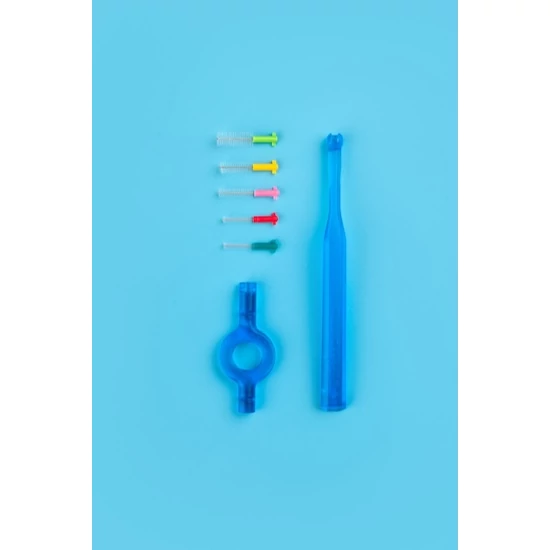 Curaprox CPS Prime Mix Start fogköztisztító kefe (CPS06-011 kefe UHS 470 és UHS 409 nyél)